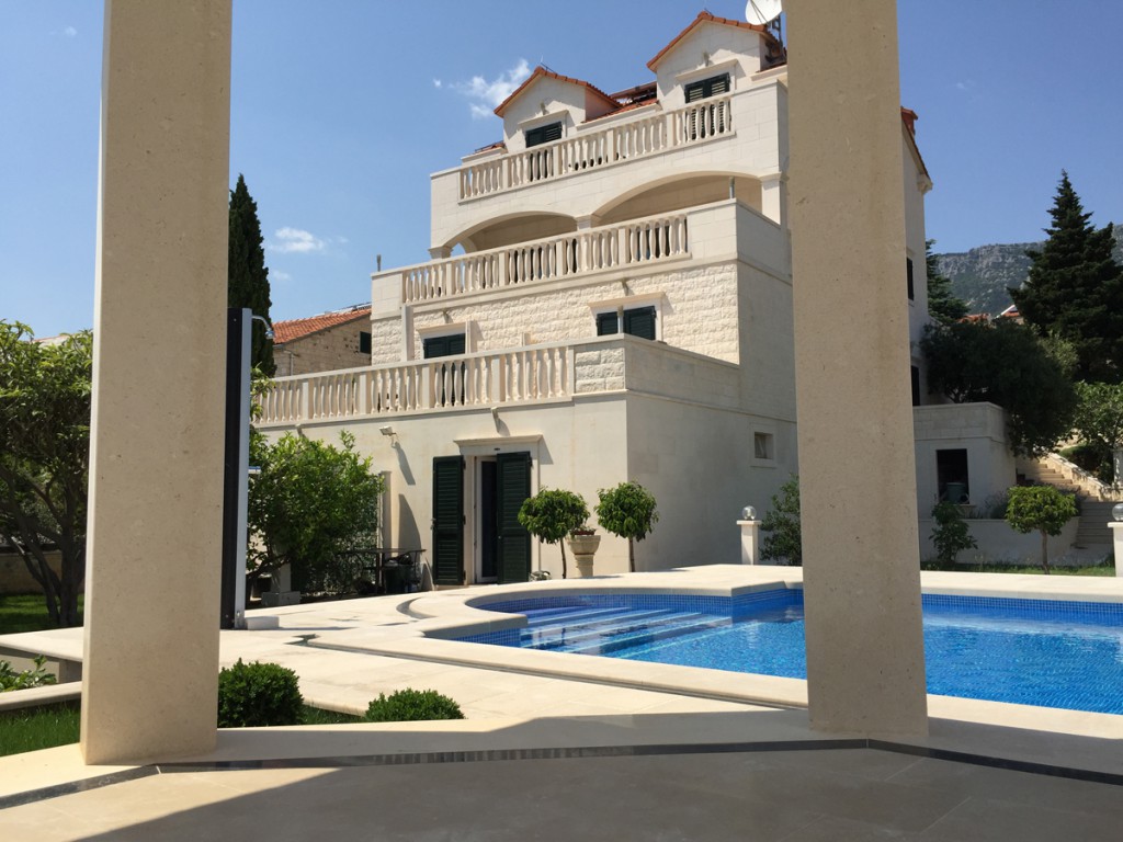 Villa Jadranka Bol Apartments