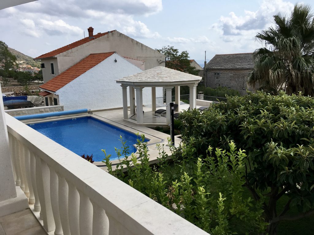 Apartment Mimoza, terrace, swimming pool, apartments villa Jadranka bol